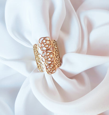 Anello a rose