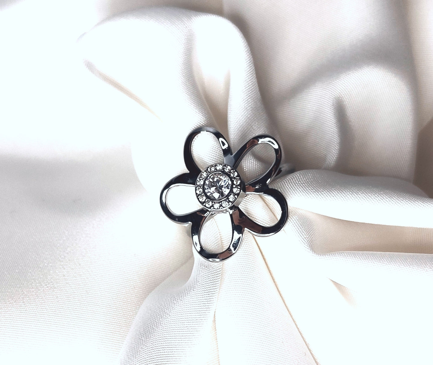 Anello margherita in acciaio inossidabile